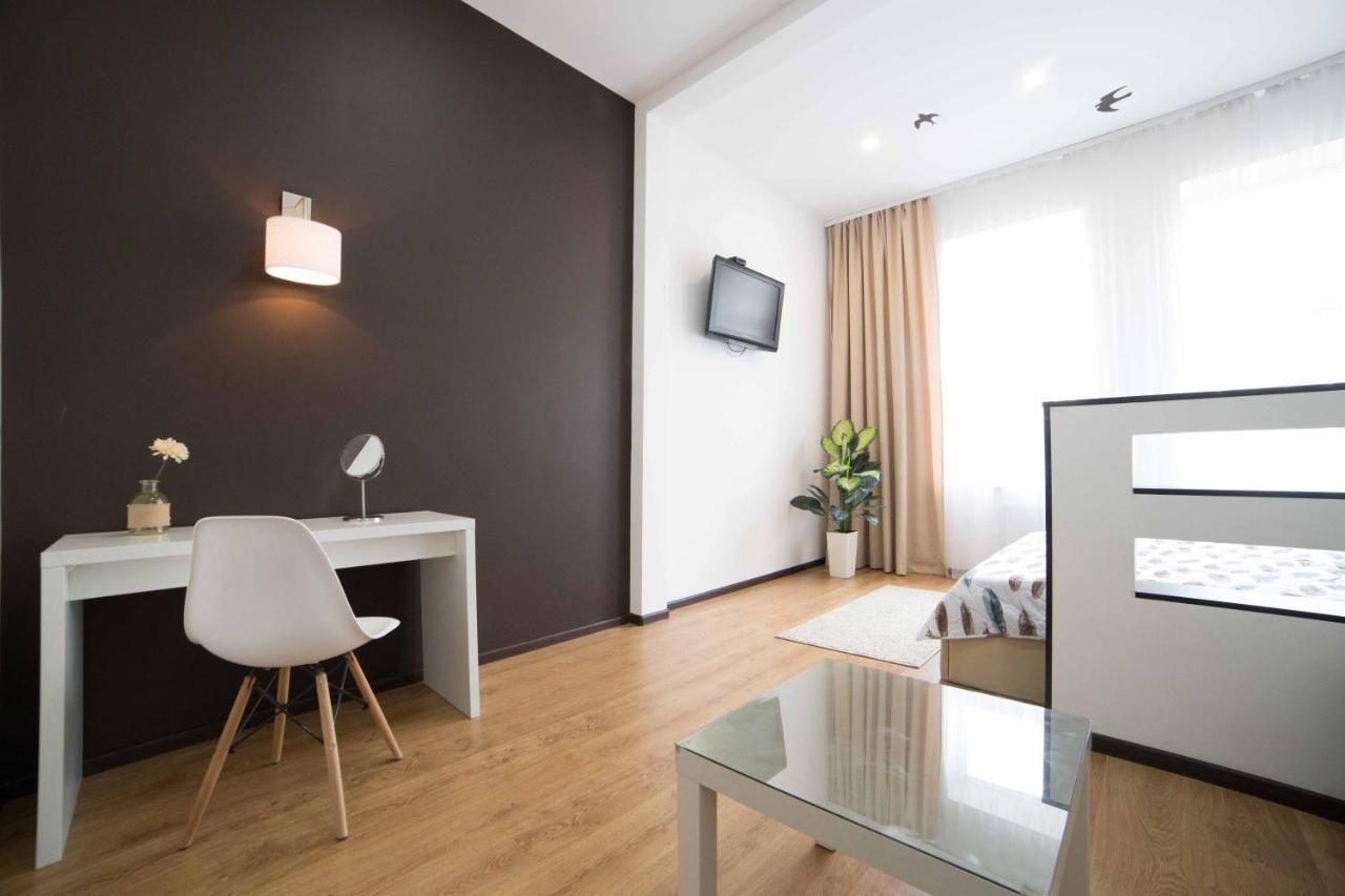 Куліша 17 Apartment Лвив Екстериор снимка